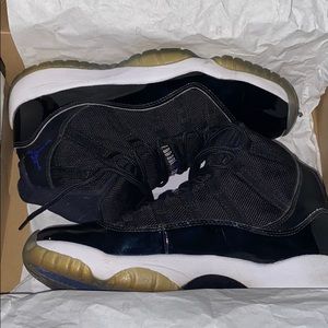 jordan 11 space jam womens